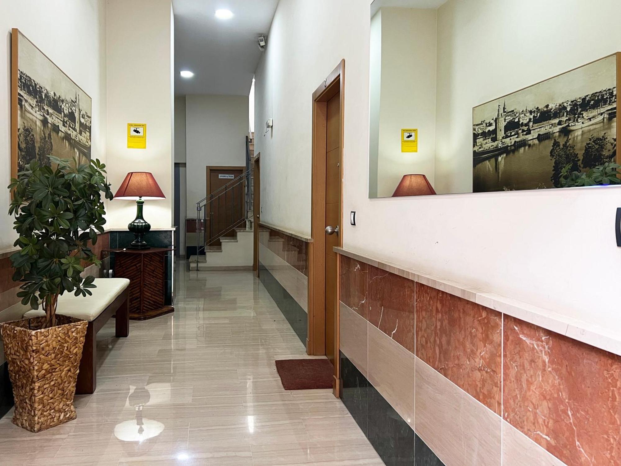 Appartamento Estudio Calle Arroyo 27 Siviglia Esterno foto